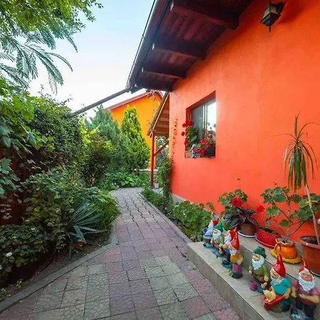 Vakantiehuis Casa Luminoasa Cu Poveste *