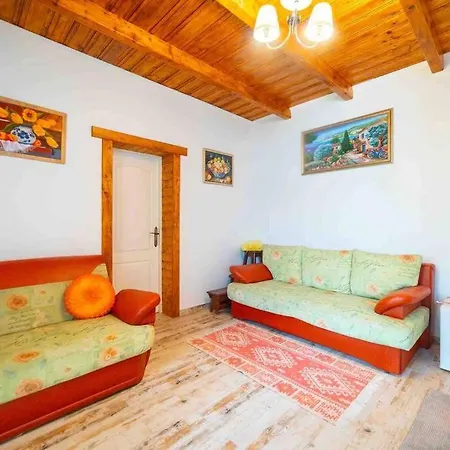 Casa Luminoasa Cu Poveste * Sulina